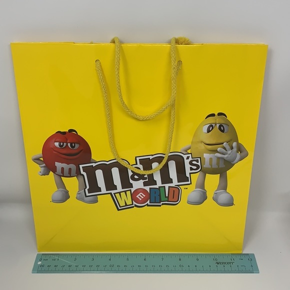 5 M&M’s World medium paper bags for party favors used - Picture 5 of 16